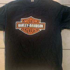 Excellent condiion. Harley t-shirt